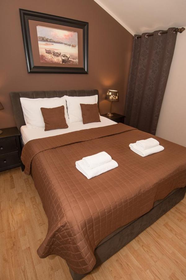 Bed & Breakfast Anita Medulin Exterior foto