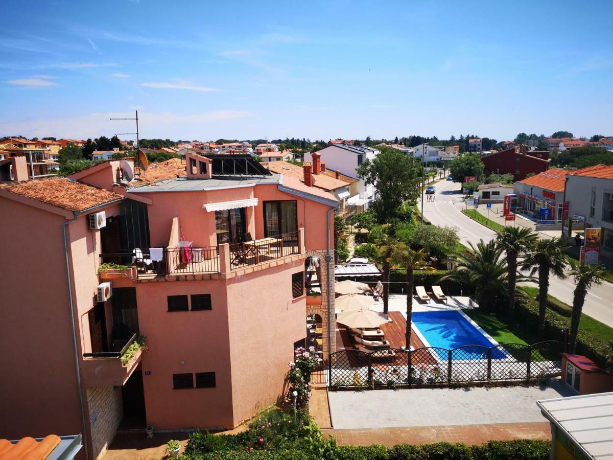 Bed & Breakfast Anita Medulin Exterior foto